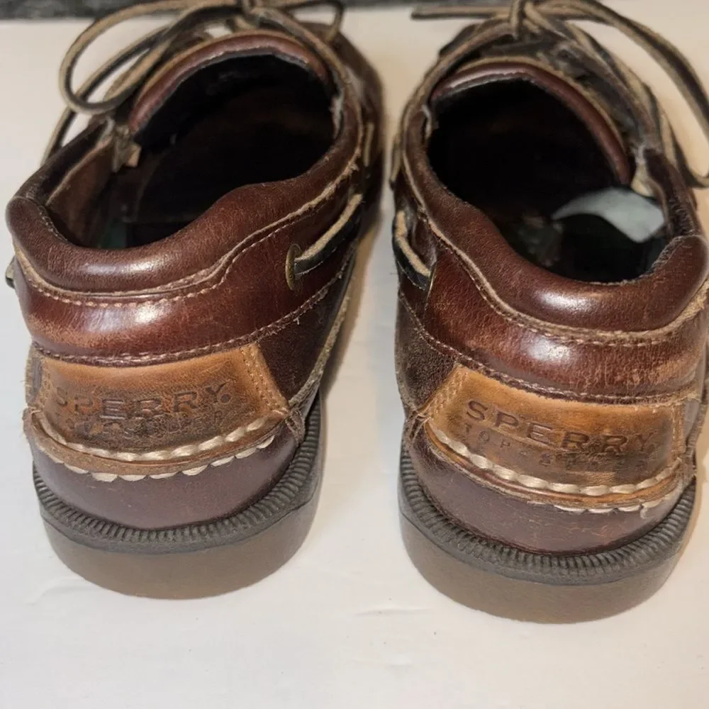 Sperry Topsider brown leather 9 wide